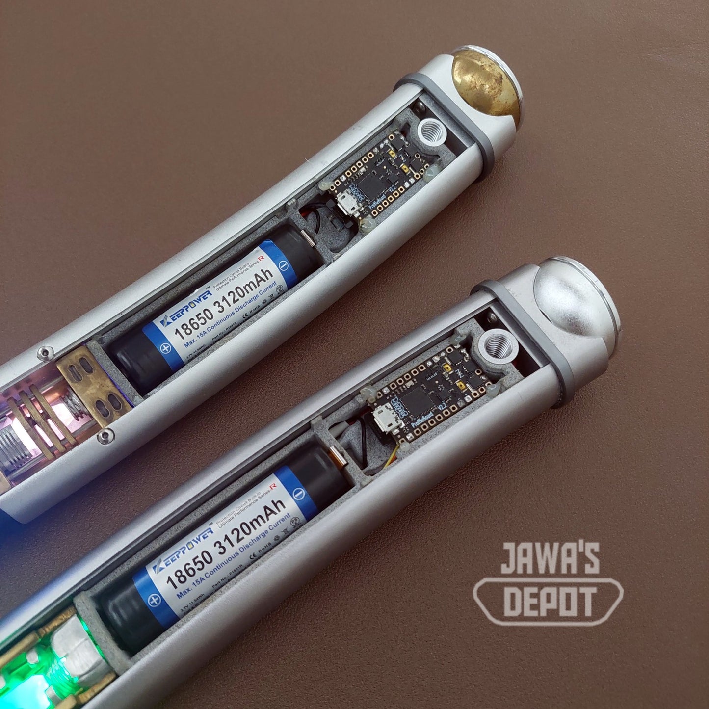 Thrawn Hunters Ahsoka with custom metal crystal chambers (KR Sabers)